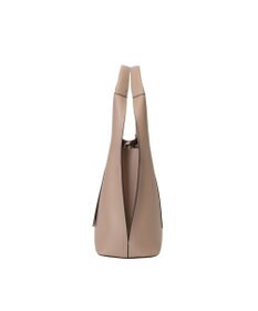 LA BAGAGERIE 【veganview】triangle shape tote bag