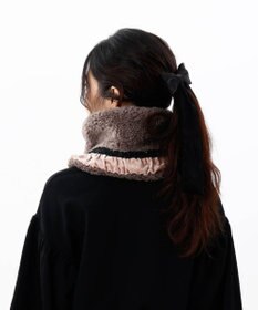 AURORA 【 ANNA SUI（アナ スイ）】エコファー差込みマフラー(WASH)