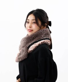 AURORA 【 ANNA SUI（アナ スイ）】エコファー差込みマフラー(WASH)