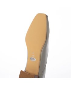 ing <ing>切り替えデザインローヒールパンプス