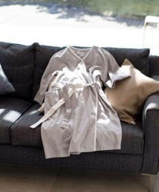 UCHINO エアリータッチ ラグランレディスローブ