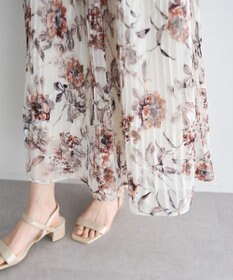 YECCA VECCA フラワー柄シアープリーツワンピース