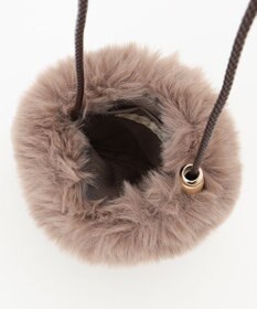 自由区 フェイクファーポシェット