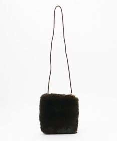 自由区 フェイクファーポシェット