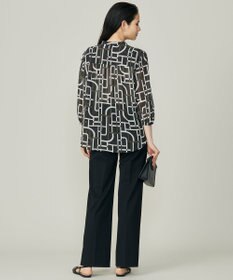 自由区 ジオメトリックレトロプリント ブラウス