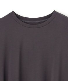 UNFILO 【一部店舗限定カラー】BEAUTY FORM-T フレアTシャツ