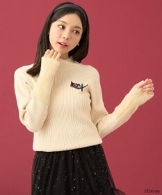 earth music&ecology Ｄｉｓｎｅｙ／フィガロ刺繍袖フェザーニット