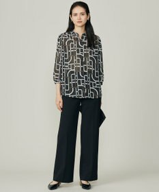 自由区 ジオメトリックレトロプリント ブラウス