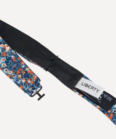 LIBERTY. ウィルトシャー・ベリー シルク ボウタイ