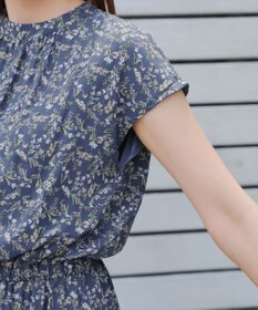 Tiaclasse 【洗える】花柄フレンチスリーブワンピース