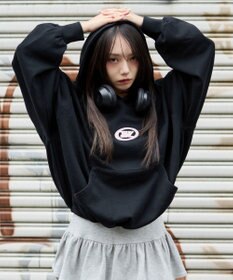 WEGO 【ユニセックス着用ITEM/裏起毛】バルーンクロップドグラフィックプルパーカー