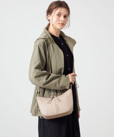 Y'SACCS イタリアンシープ　マルチポーチ付き　ホーボーバッグ