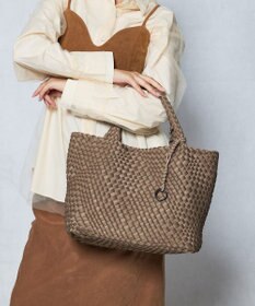 style code 【軽量・弱撥水素材】ネオプレーン　イントレチャート　トートバッグ A4 大容量