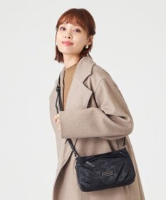 LA BAGAGERIE シャドージャカード ショルダーバッグ