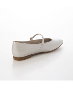 ing <ing>【サスティナブル】スクエアトゥメリージェーンパンプス