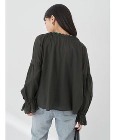 earth music&ecology ギャザーショートブラウス