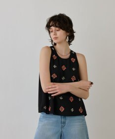 GRACE CONTINENTAL ビジューノースリーブトップ