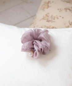 Green Parks ・ＨＡＬＦ　ＴＩＭＥ　大粒パール付きヘアシュシュ