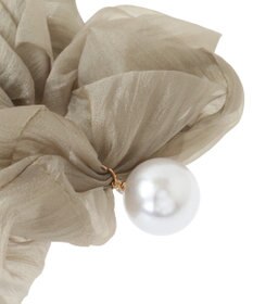 Green Parks ・ＨＡＬＦ　ＴＩＭＥ　大粒パール付きヘアシュシュ