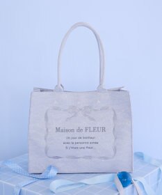Maison de FLEUR ブルーマニアリボンフレーム刺繍スクエアトート