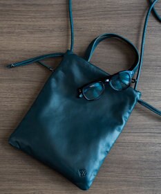 ACE BAGS & LUGGAGE ultma TOKYO アイオ 巾着 ショルダーバッグ 11982 本革 サコッシュ