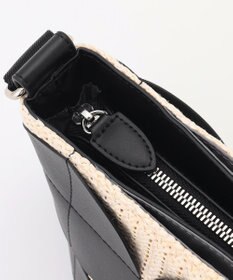 Y'SACCS サークルパッチショルダーバッグ