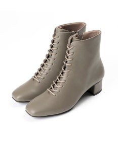 AcureZ スッキリシルエットのレースアップデザイン「生活防水×スタイリッシュブーツ」