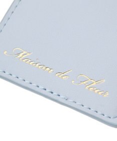 Maison de FLEUR バイカラービジューリールパスケース