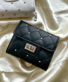 WEGO スタッズキルティングフラップウォレット