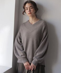 組曲 S フラッフィーファーＶネック ニット