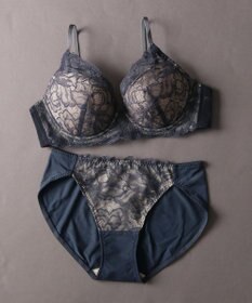 Wing ブラジャー 立体感のあるバストをメイク ふっくらデコルテ きれいな谷間 ブラのズレ・浮きを軽減 【ハイライトブラ】 ブラ CB4001 ウイング／ワコール