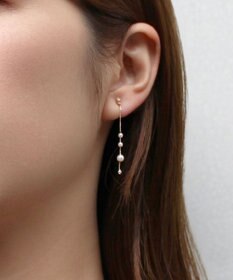 Phoebe 【金属アレルギー対応】【痛くないシリーズ】ドリッピングパールライトフィットイヤリング　シャンパンゴールド