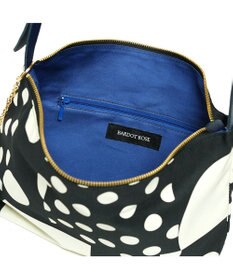 Regalo Felice 【長財布やペットボトルも入る / チャーム付き】ショルダー / REGALO