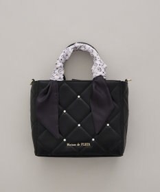 Maison de FLEUR スカーフ付きパールキルティングトートバッグ
