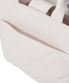 Maison de FLEUR スカーフ付きパールキルティングトートバッグ