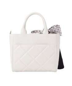 Maison de FLEUR スカーフ付きパールキルティングトートバッグ
