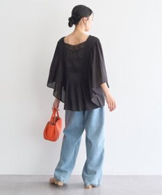 earth music&ecology 【WEB・一部店舗限定】【綿100％】レース＆ピンタックポンチョ