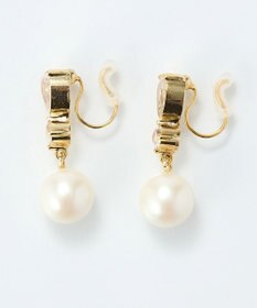 Phoebe 【痛くないシリーズ/金属アレルギー対応】ルナドロップパールライトフィットイヤリング　ゴールド