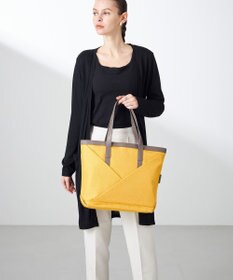 Y'SACCS リネンライク　イニシャルトート　Mサイズ