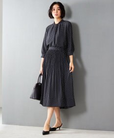 自由区 S 【セットアップ対応・洗える】ライトサテン8分袖 ブラウス