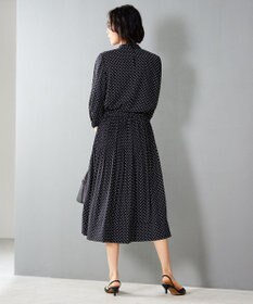 自由区 S 【セットアップ対応・洗える】ライトサテン8分袖 ブラウス