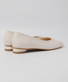 BONTRE 【PRECIEUX JOUET/プレシュウジュエ】デザインステッチVカットフラットパンプス