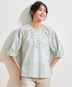 自由区 L 【カタログ掲載・洗える】エンブロイダリーローン ブラウス