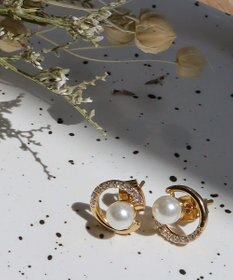 Tiaclasse ストーン＋パール付きピアス