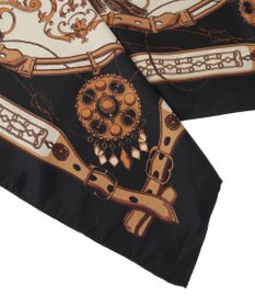 Green Parks ・ベルトタッセルスカーフ　９０×９０