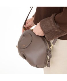 IBIZA アニマーダ　牛革　ショルダーバッグ（ゾウ）