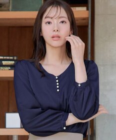 Tiaclasse 【スマート裏起毛・洗える】パールボタンブラウス