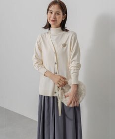 組曲 【前後着用可 / 加藤ローサさん着用】スムースストレッチタートル ニット