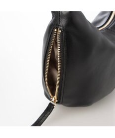 UNBILLION アトランタ ATLANTA / やぎ革軽量ハーフムーンショルダー