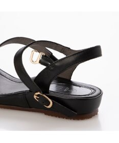 ing <ing>【サスティナブル】レザーストラップサンダル